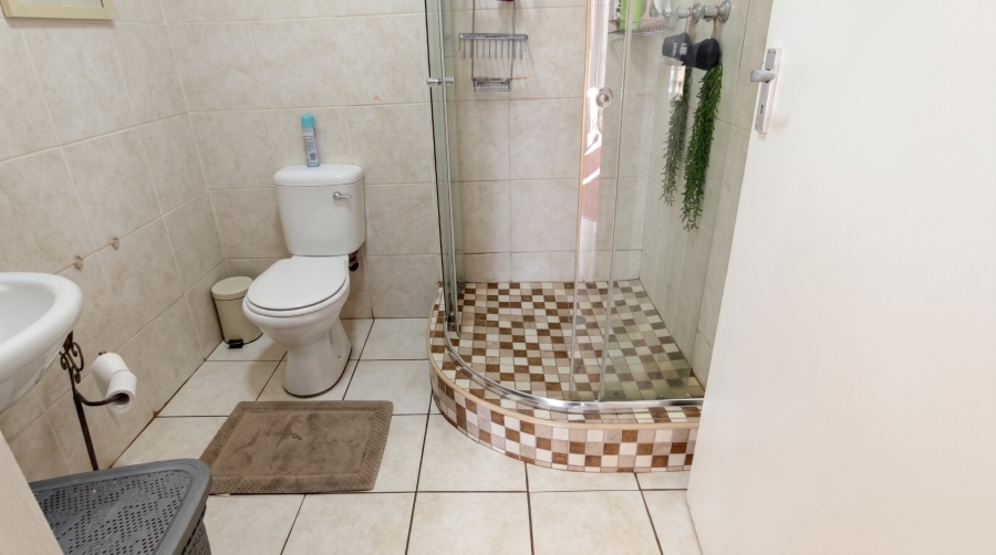 6 Bedroom Property for Sale in Dan Pienaar Free State